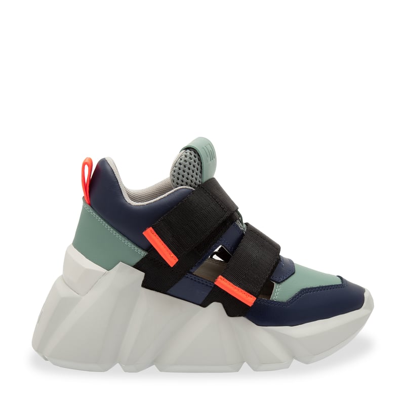 10539649149137-voyage_1.jpg?ts=20220524040552