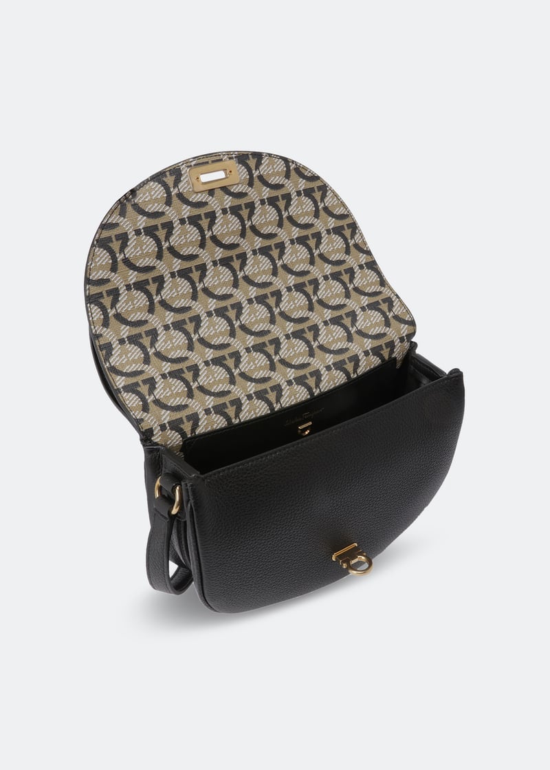 21i333-735604_3.jpg?ts=20230215030510