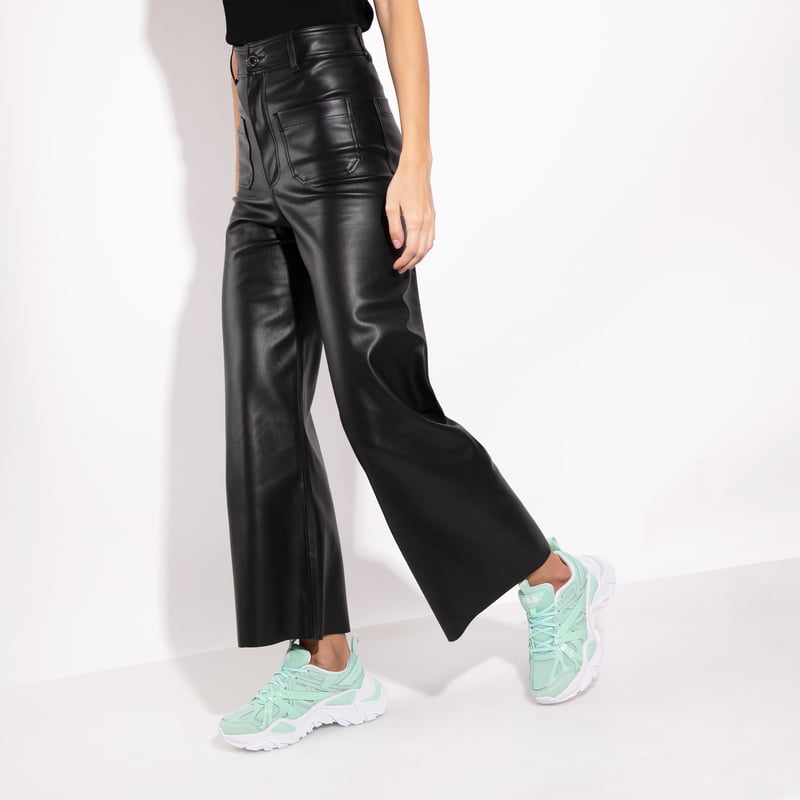 5rm01535-427_4.jpg?ts=20220505183011