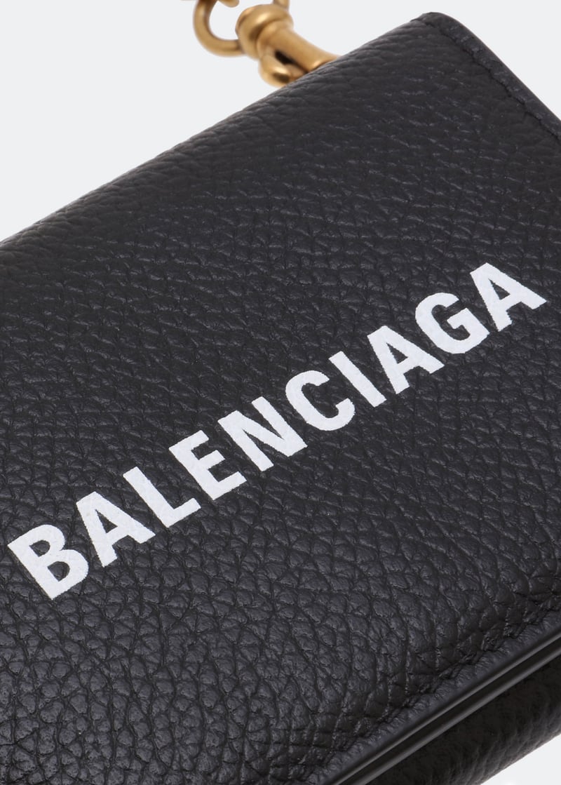 6181451izim1090_2.jpg?ts=20220505183056