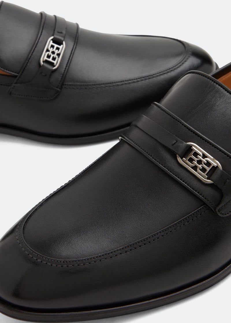 6239863-0100_2.jpg?ts=20220505183110