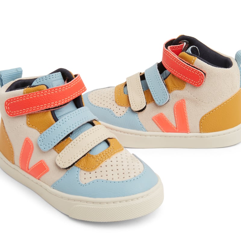 dxkv032749-ewnape_2.jpg?ts=20220504183212