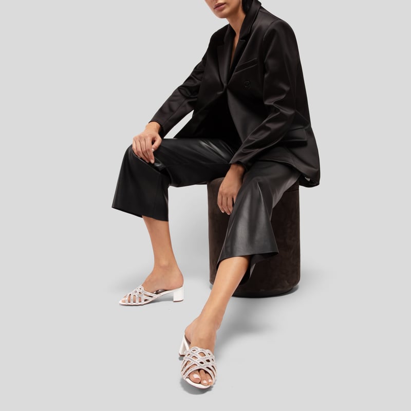 hanrietta-whtcro_5.jpg?ts=20220505183956