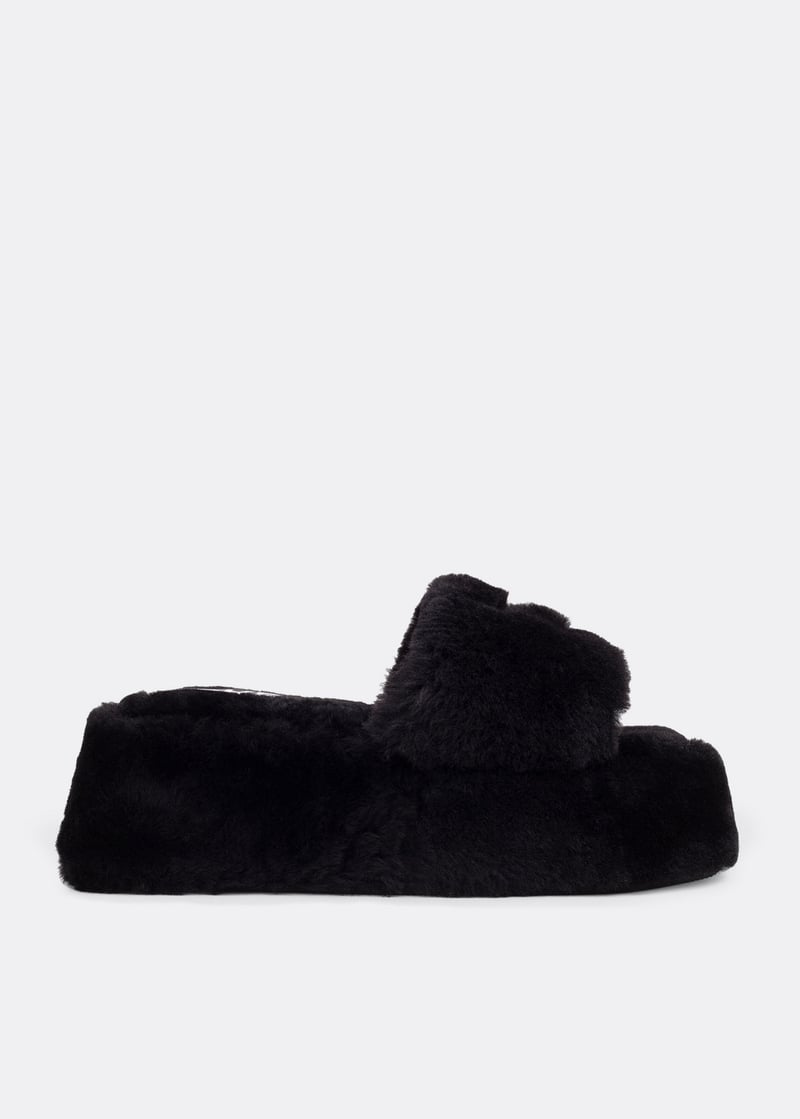 ivy-black_1.jpg?ts=20220504184158