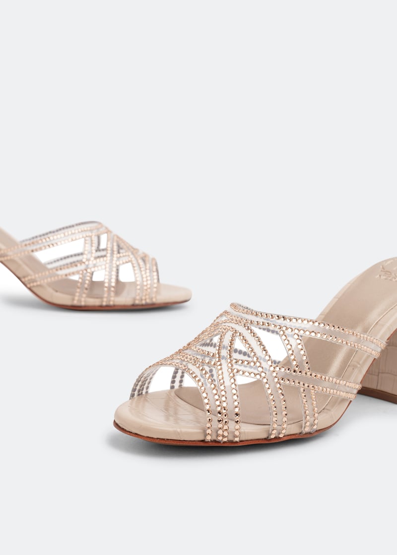 karol-bgecro_3.jpg?ts=20221006083511