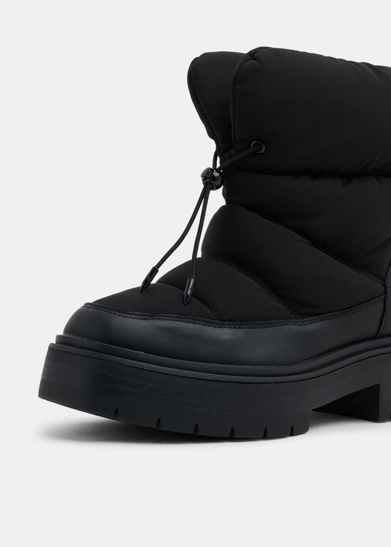 lakyn-black_3.jpg?ts=20220504184546