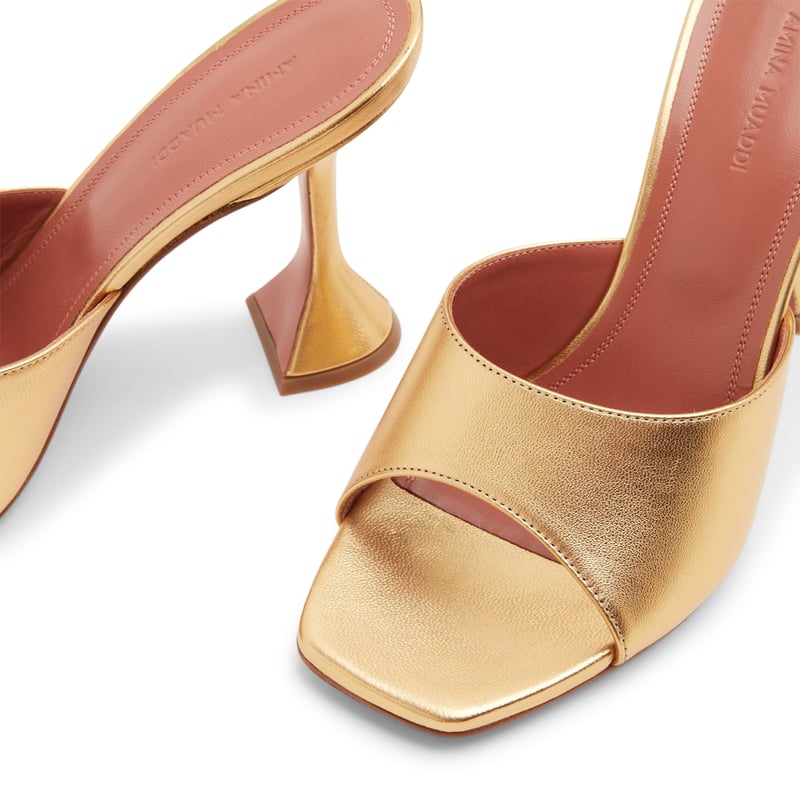 lupitaslipper-menago_3.jpg?ts=20220504184619