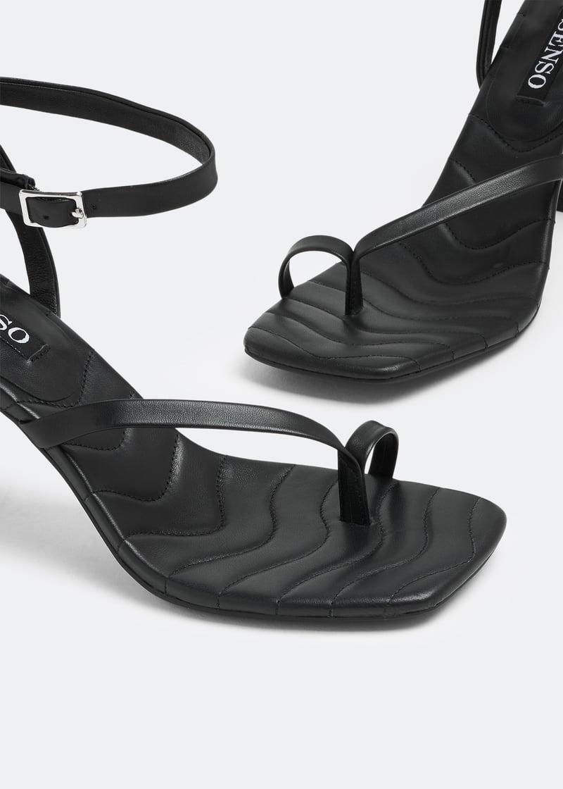 neama-ebony_3.jpg?ts=20230215030516