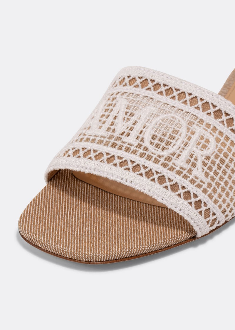 romfl-whi_3.jpg?ts=20220505184452