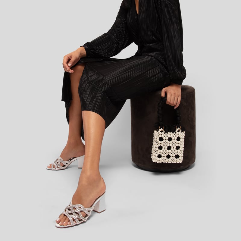 shiam-whtcro_5.jpg?ts=20220505184625