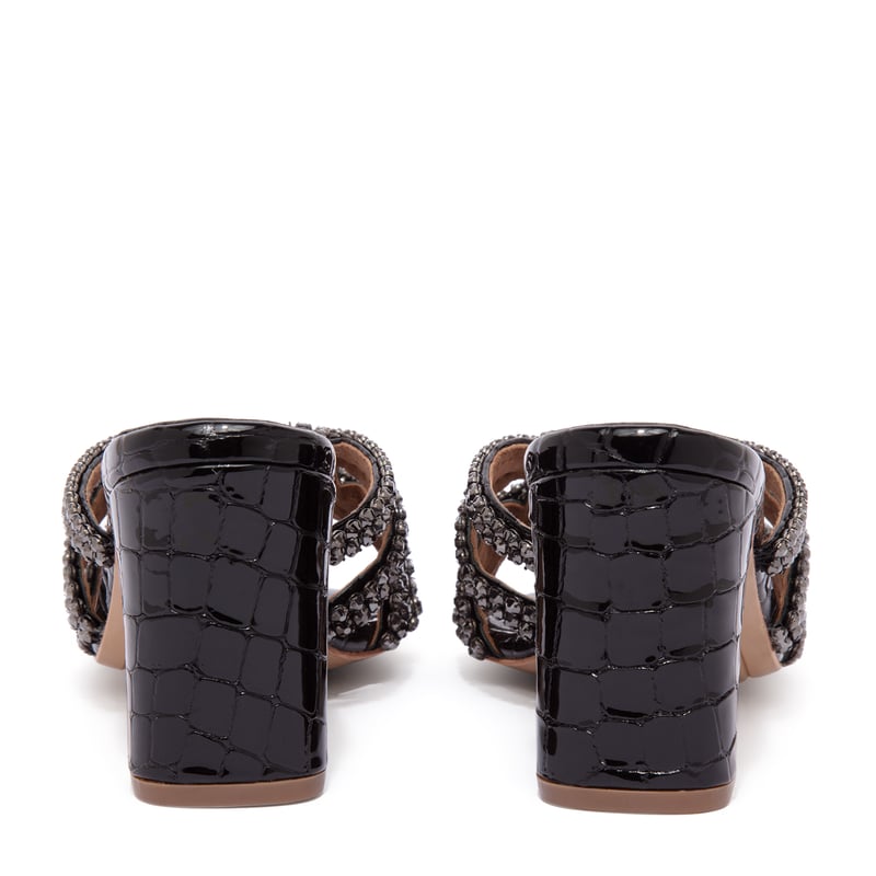 simone-black_3.jpg?ts=20220508155228