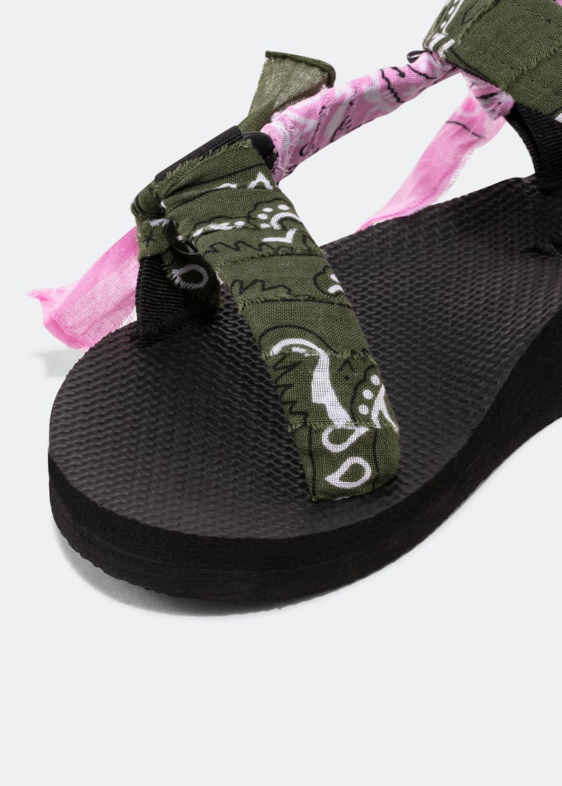 trekky-bandana-pinkak_3.jpg?ts=20221006182007